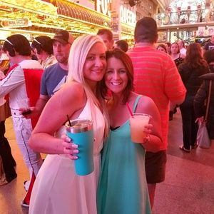 Meet your Posher, Victoria